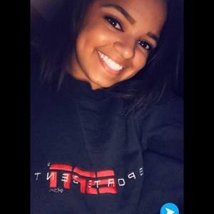 Meet your Posher, Ebony